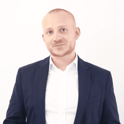 Picture of Axi blog author Alex Lielacher